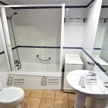 1010 Benalbeach - Apartamento Con Vista Al Mar - Piscina Todo El Ano - Primera Linea De Playa Apartament