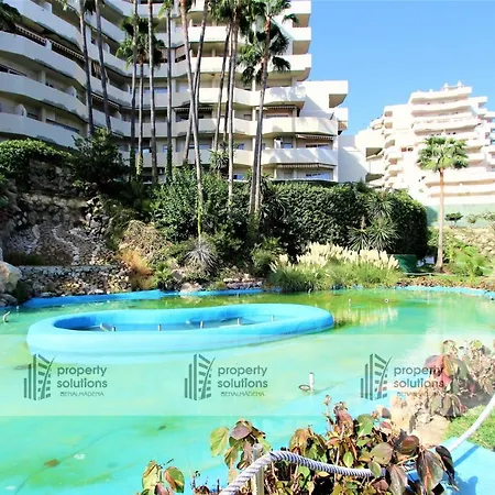 Apartment 1010 Benalbeach - Apartamento Con Vista Al Mar - Piscina Todo El Ano - Primera Linea De Playa *