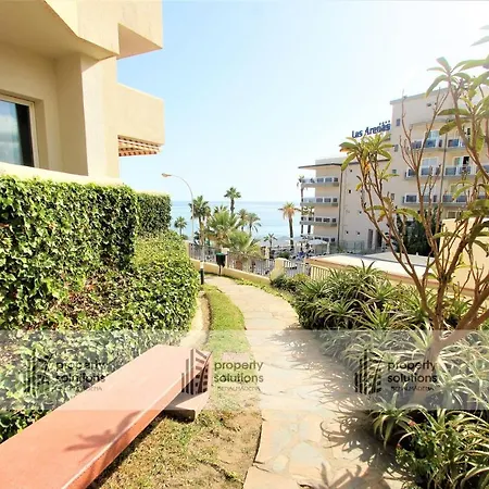 Apartment 1010 Benalbeach - Apartamento Con Vista Al Mar - Piscina Todo El Ano - Primera Linea De Playa *